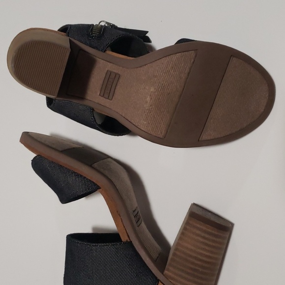 Toms Majorca Cutout Sandals - Picture 5 of 6